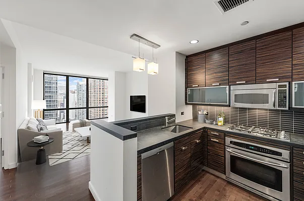 Rented by Compass | media 21