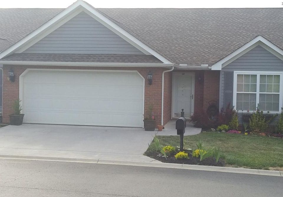 1st image of 8883 Carriage House Way