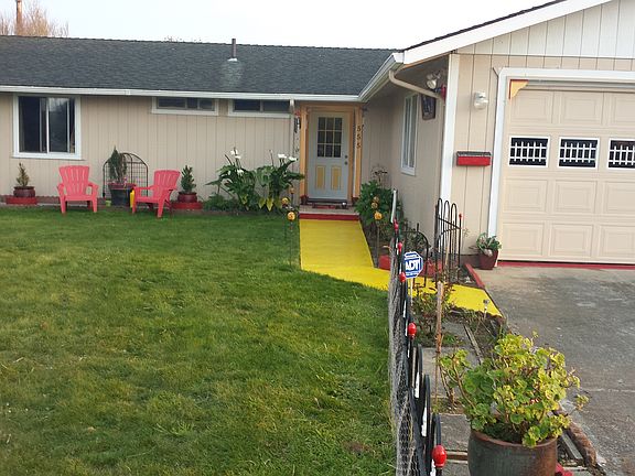 2nd image of 555 Pacific Ave