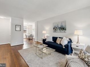 4204 36th St S APT A2, Arlington, VA 22206