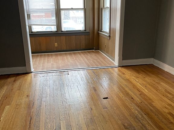 4th image of 3248 N Narragansett Ave