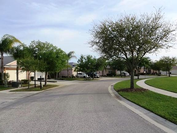 3rd image of 11464 Captiva Kay Dr