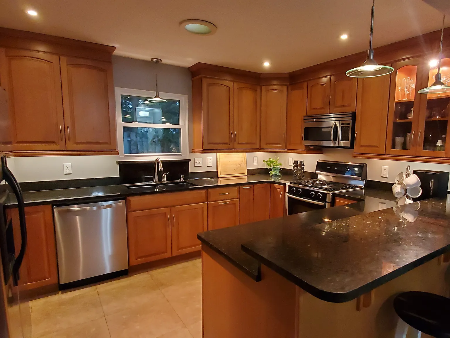 109 Meadowbrook Court - 1 — Photo 3