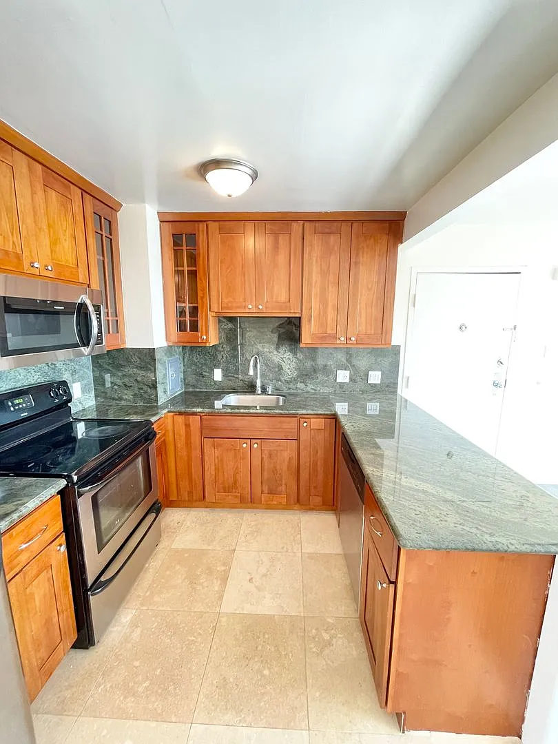 103 (44 Crestline) — Photo 3