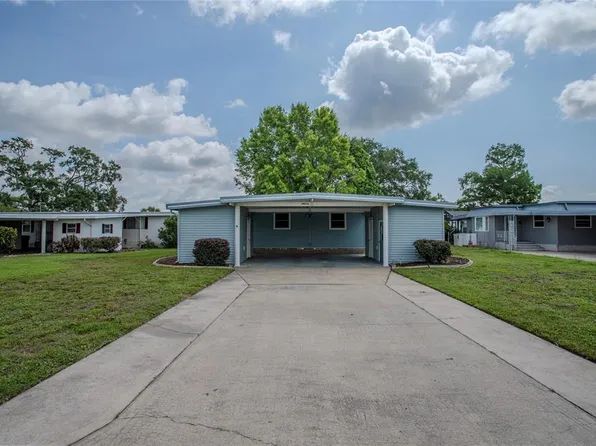 34232 Island Dr, Leesburg, FL 34788