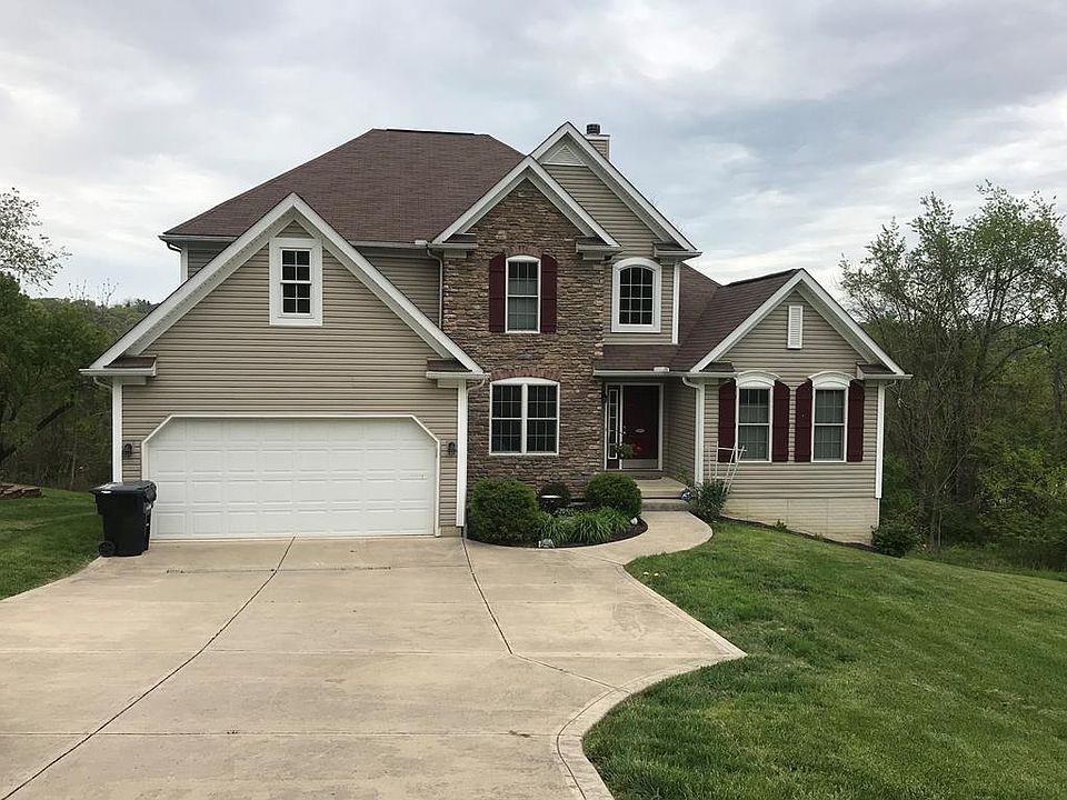 1st image of 150 Applewood Dr