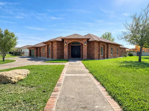10816 Grenville Rd, Laredo, TX 78045