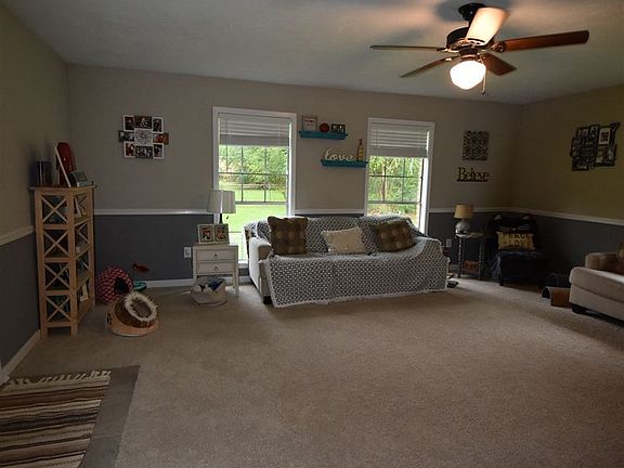 4th image of 134 Skylane Dr