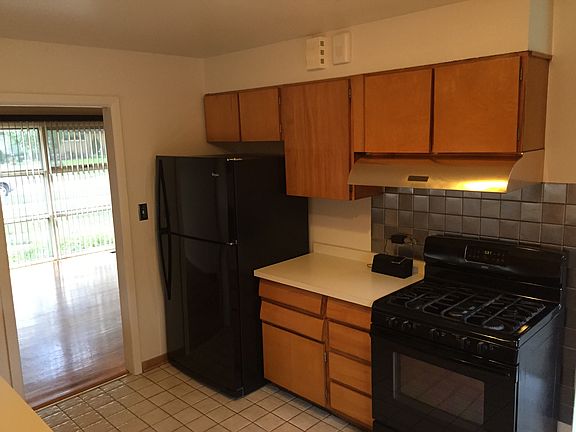 5th image of 157 N Hampshire Ave