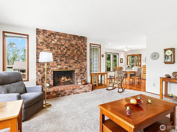 4th image of 3303 Oregon Pl