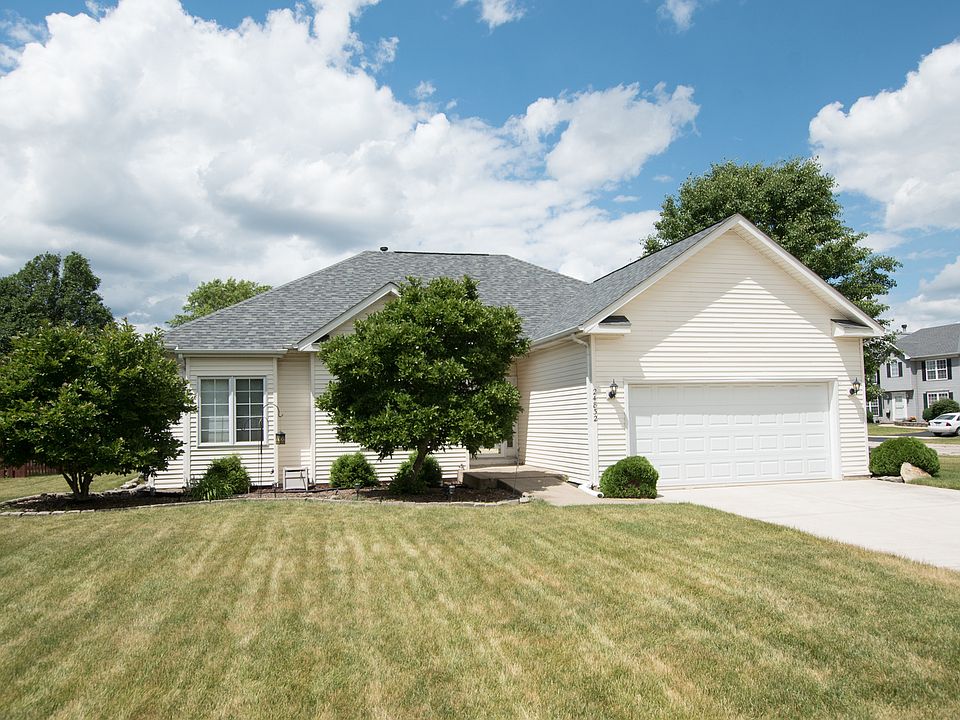 1st image of 24832 Fescue Dr