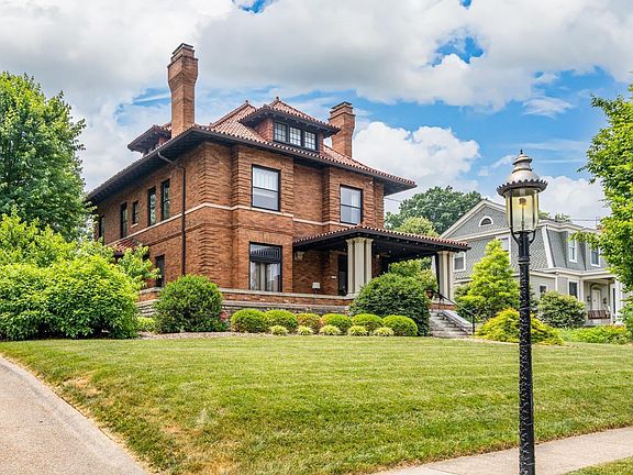 2nd image of 115 Hosea Ave
