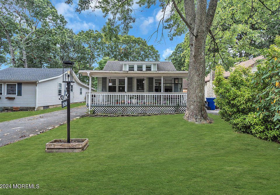 1st image of 526 Morris Boulevard