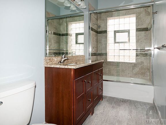 3rd image of 4653 N Malden St APT 3w