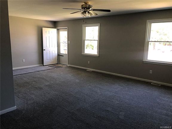5th image of 7506 Barksdale Ct