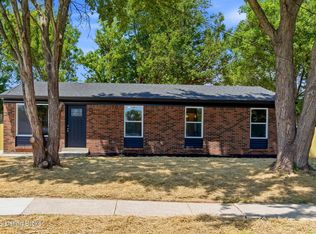 129 Steedland Ct, Louisville, KY 40229