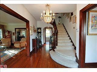 3rd image of 1609 N Ogden Dr