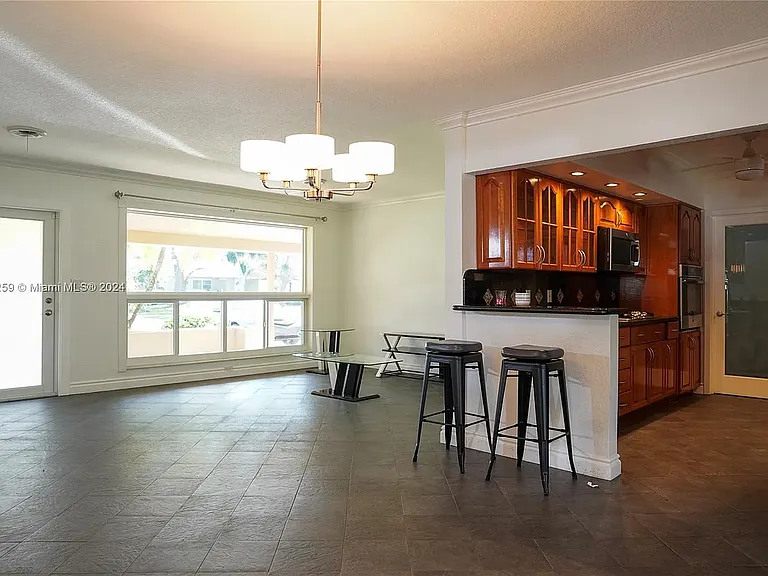 4205 McKinley St — Photo 17