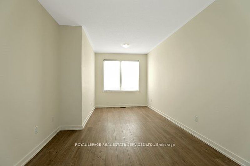 Oakville Townhouse for rent - 4 Bedrooms — photo 13