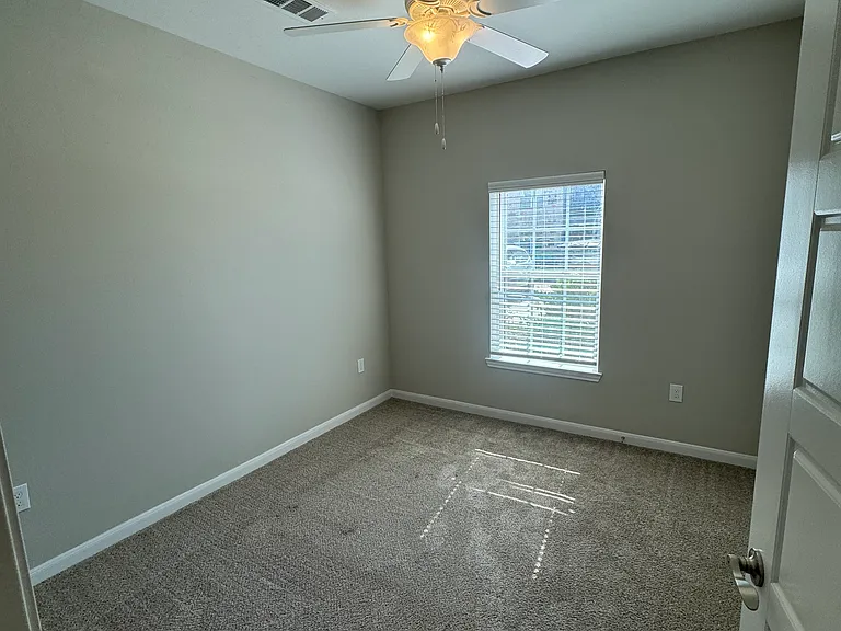 472 Houston Ridge Dr #813 — Photo 5