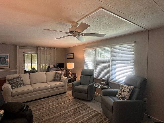 3rd image of 103 E Sterling Way #553