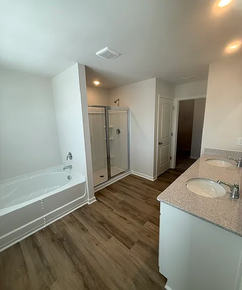 44 Berryville Dr — Photo 13