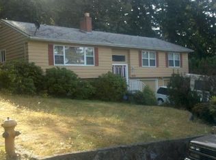 10524 SW 53rd Ave, Portland, OR 97219