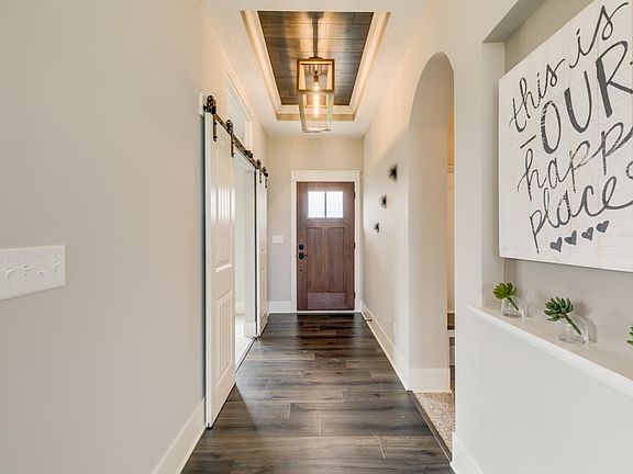 3rd image of 3230 Graham St