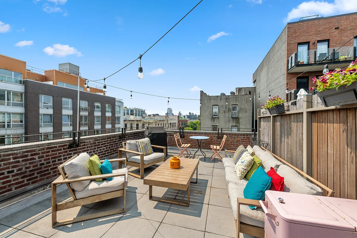 234 North 9th Street #3D in Williamsburg, Brooklyn | StreetEasy
