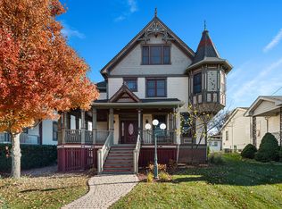 1005 Walter St, Lemont, IL 60439