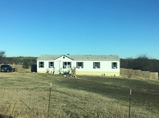 526 Hilltop Trl, Rhome, TX 76078