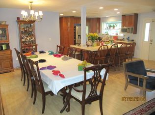 6355 SW Queen Ln, Beaverton, OR 97008