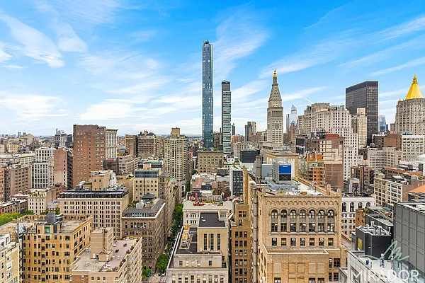 Rented by Mirador Real Estate | media 62