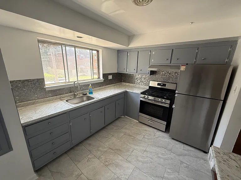 1538 Forrester Ave — Photo 26