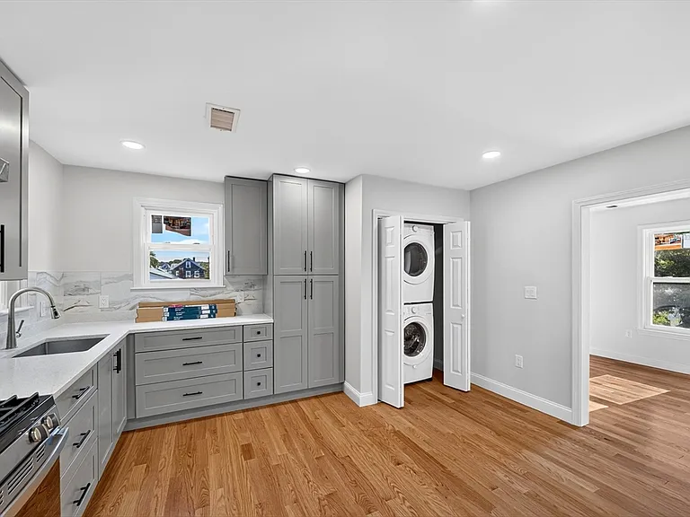 63 Malden St #2 — Photo 15