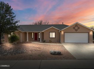 2465 Via De Vl, Las Cruces, NM 88007