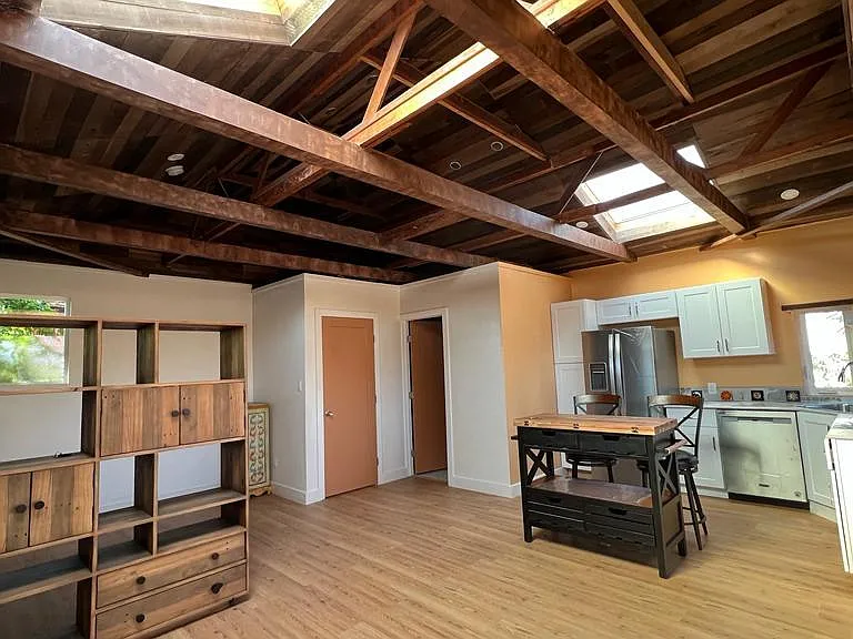 2716 Oxford Ave #ADU — Photo 2