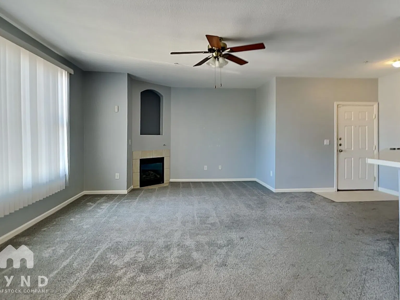 2 bed, 2.0 bath, 1232 sqft, $1,945 — Photo 3