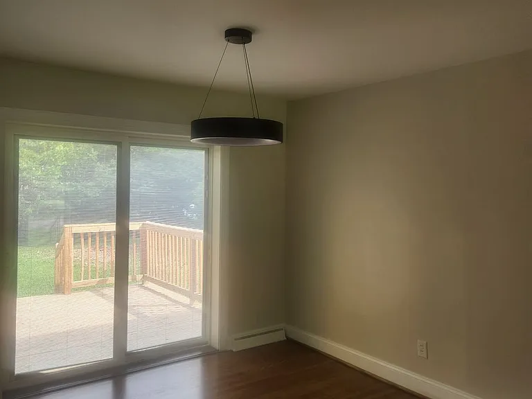 107 Chestnut Dr — Photo 5