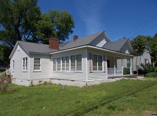 700 Moscow Ave, Hickman, KY 42050