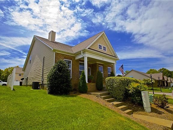 2nd image of 207 Turnberry Cir