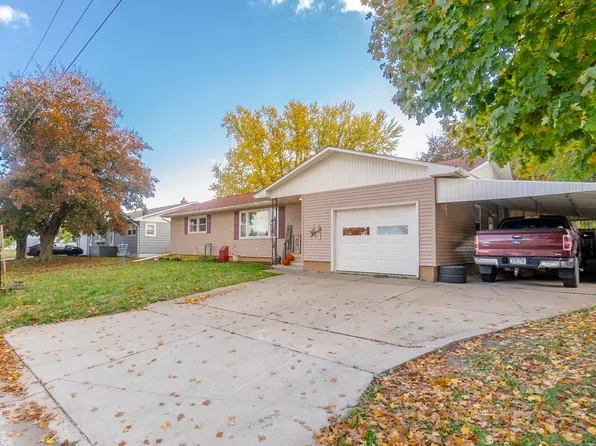 231 W Franklin St, Denver, IA 50622
