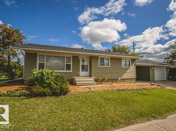 5013 45th St, Saint Paul, AB T0A 3A4