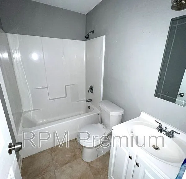 5159 Baker Blvd #B — Photo 10