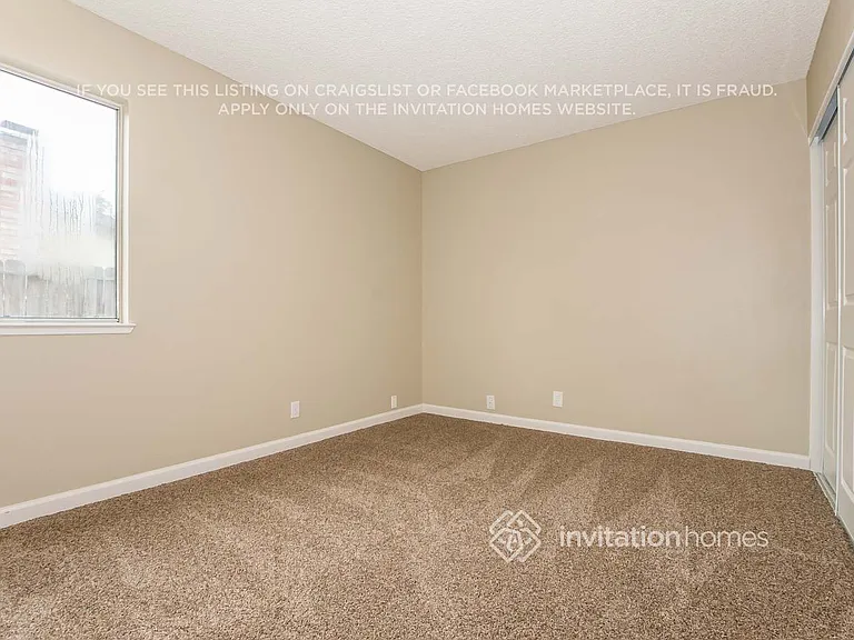 375 Notre Dame Dr — Photo 14