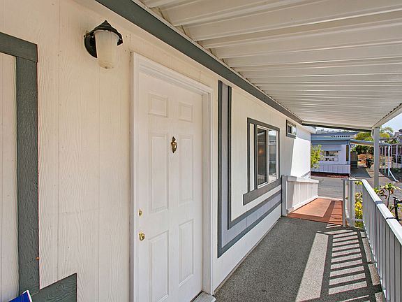 4th image of 2907 S Santa Fe Ave Spc 25