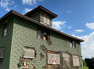 6801 Maple Rd, Akron, NY 14001