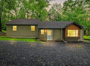 1572 Gardner Rd, Stroudsburg, PA 18360