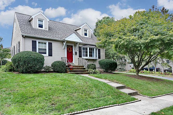 1st image of 58 Highwood Ave