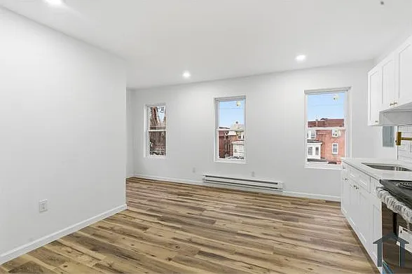 6320 Vine St #3 — Photo 13